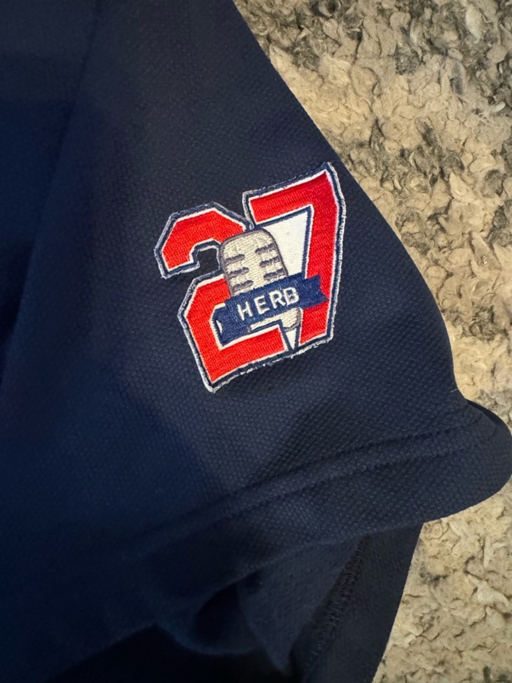 Cleveland Nike Navy and Red MLB Team Jersey Patch Detail - Picture 7 of 8